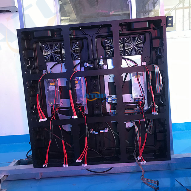 P10 energy saving led screen-960x960mm die casting magnesium cabinet with 320x320mm led module