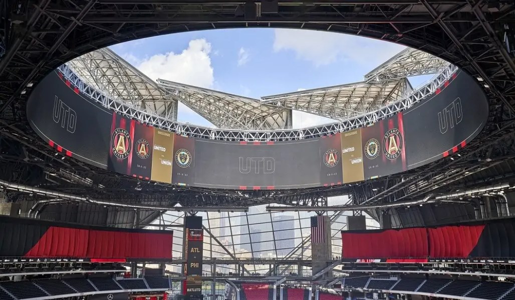 Halo-Board-Mercedes-Benz-Stadium