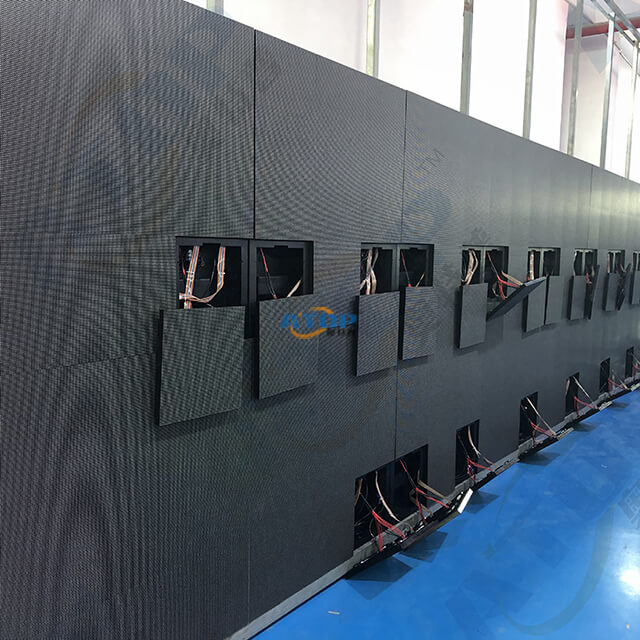 P3.91 Outdoor Front Service LED Display Screen