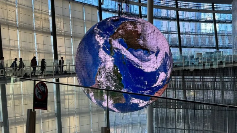 Spherical-LED-Display-at-the-Tokyo-National-Museum