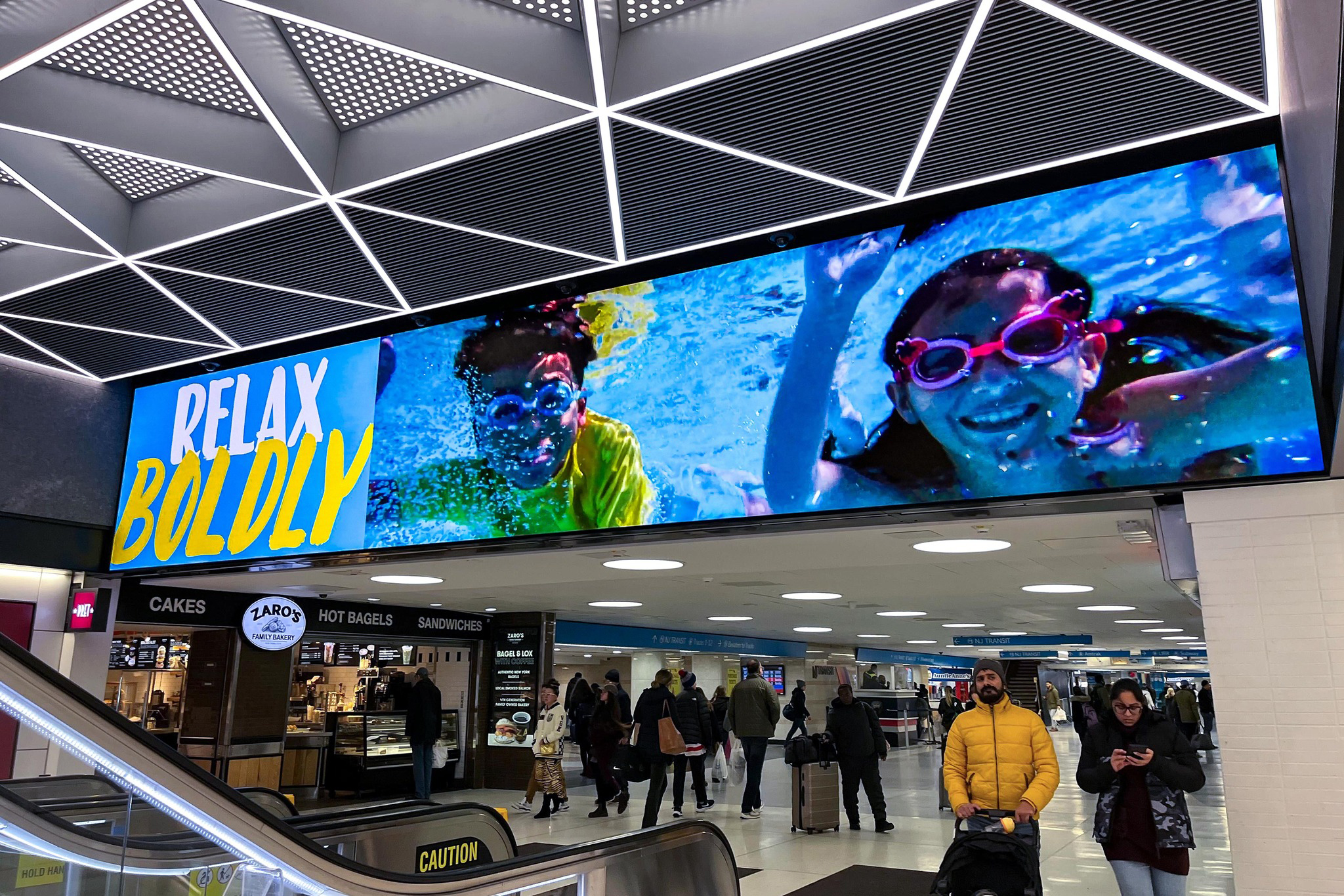 shopping mall led screen